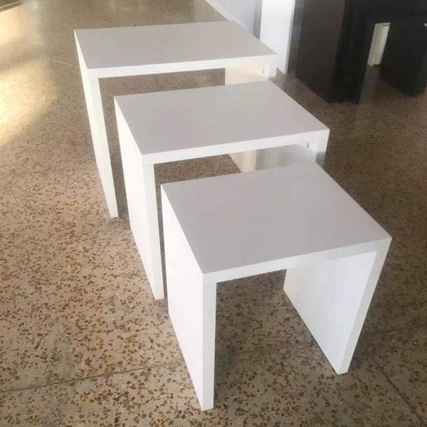 Bàn ghế gỗ cà phê đơn giản