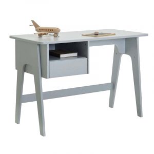 Bàn học cho bé bằng gỗ