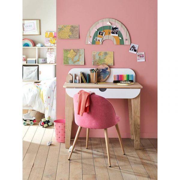 Bàn học gỗ cho bé có ghế hồng