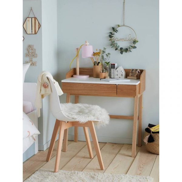 Bàn học cho bé bằng gỗ