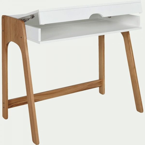 Bàn học gấp cho bé tiện dụng