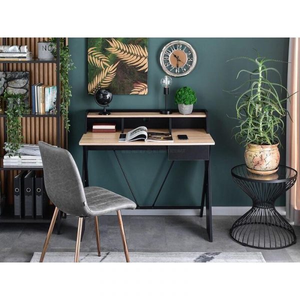 bàn làm việc văn phòng trong phòng khách