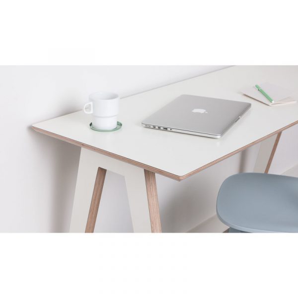 Bàn làm việc công sở cạnh vuông