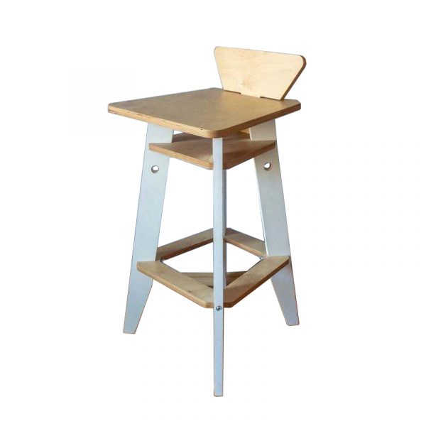 Ghế bar gỗ thích hợp phòng ăn