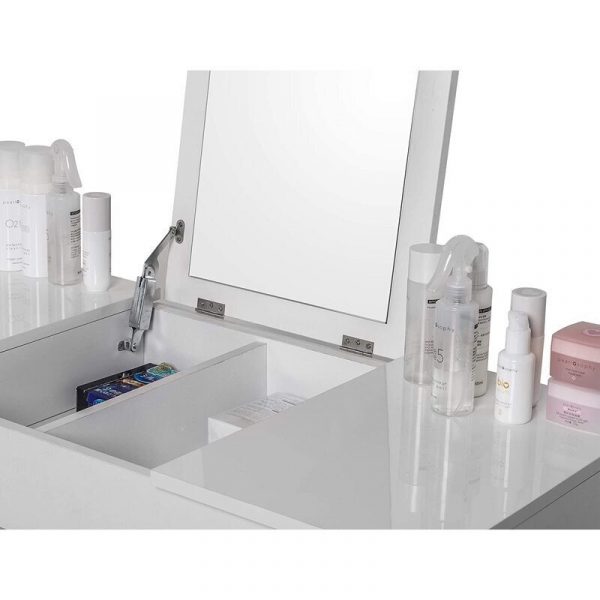 Bàn trang điểm đẹp xinh