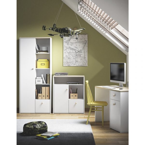 ghế bàn làm việc trong nhà hiện đại