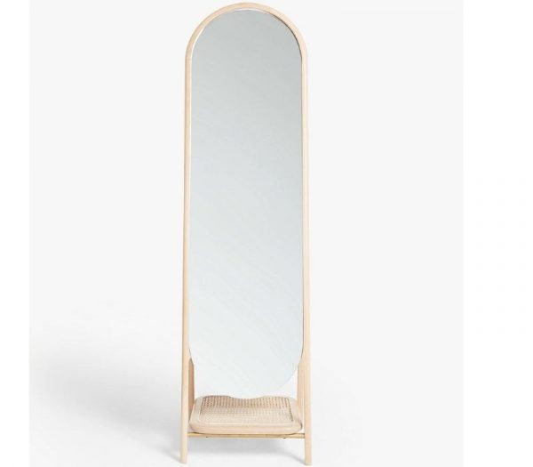 Gương đứng toàn thân trực diện