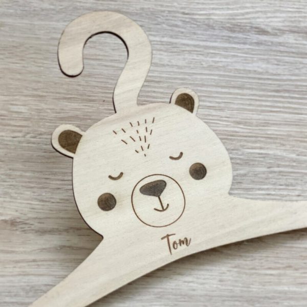 Móc treo quần áo trẻ em gấu