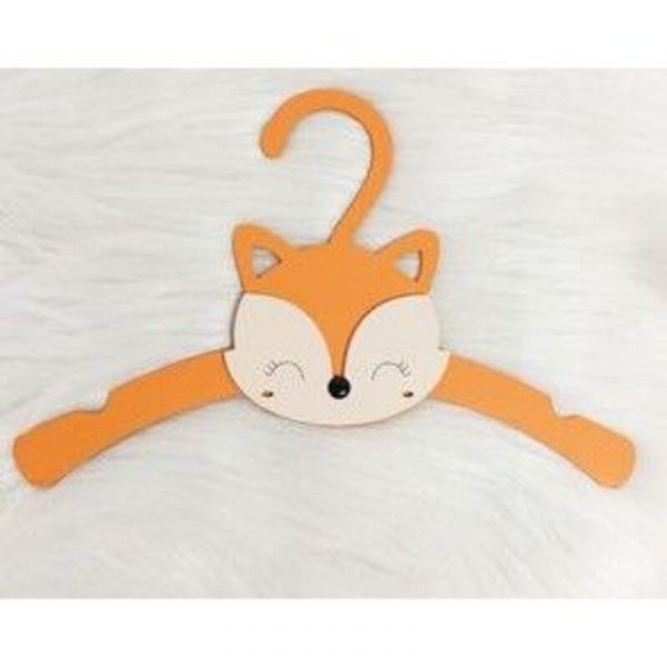 Móc treo quần áo trẻ em gỗ