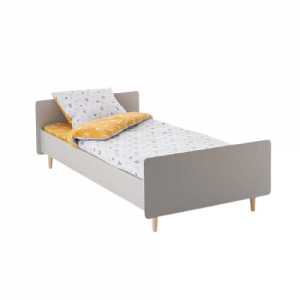 Giường cho bé tiện lợi.