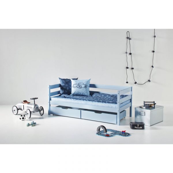 Giường em bé thông minh.