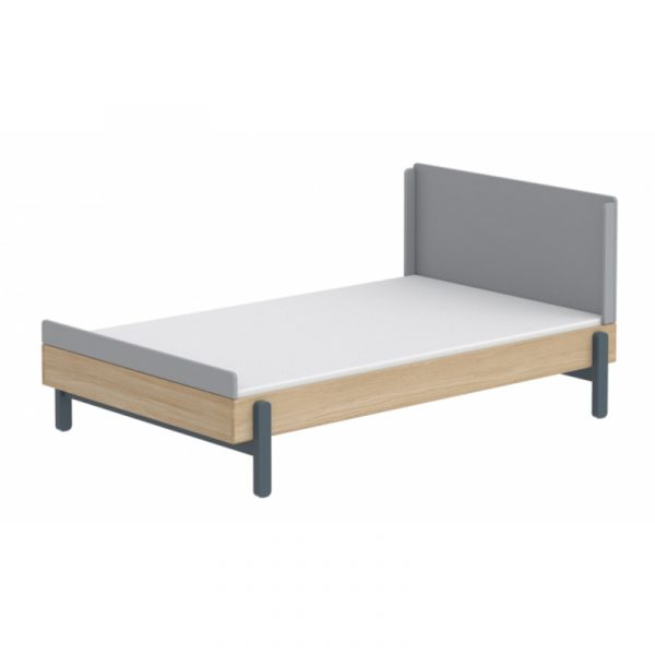 Mẫu giường đơn cho bé trai thiết kế tinh tế.